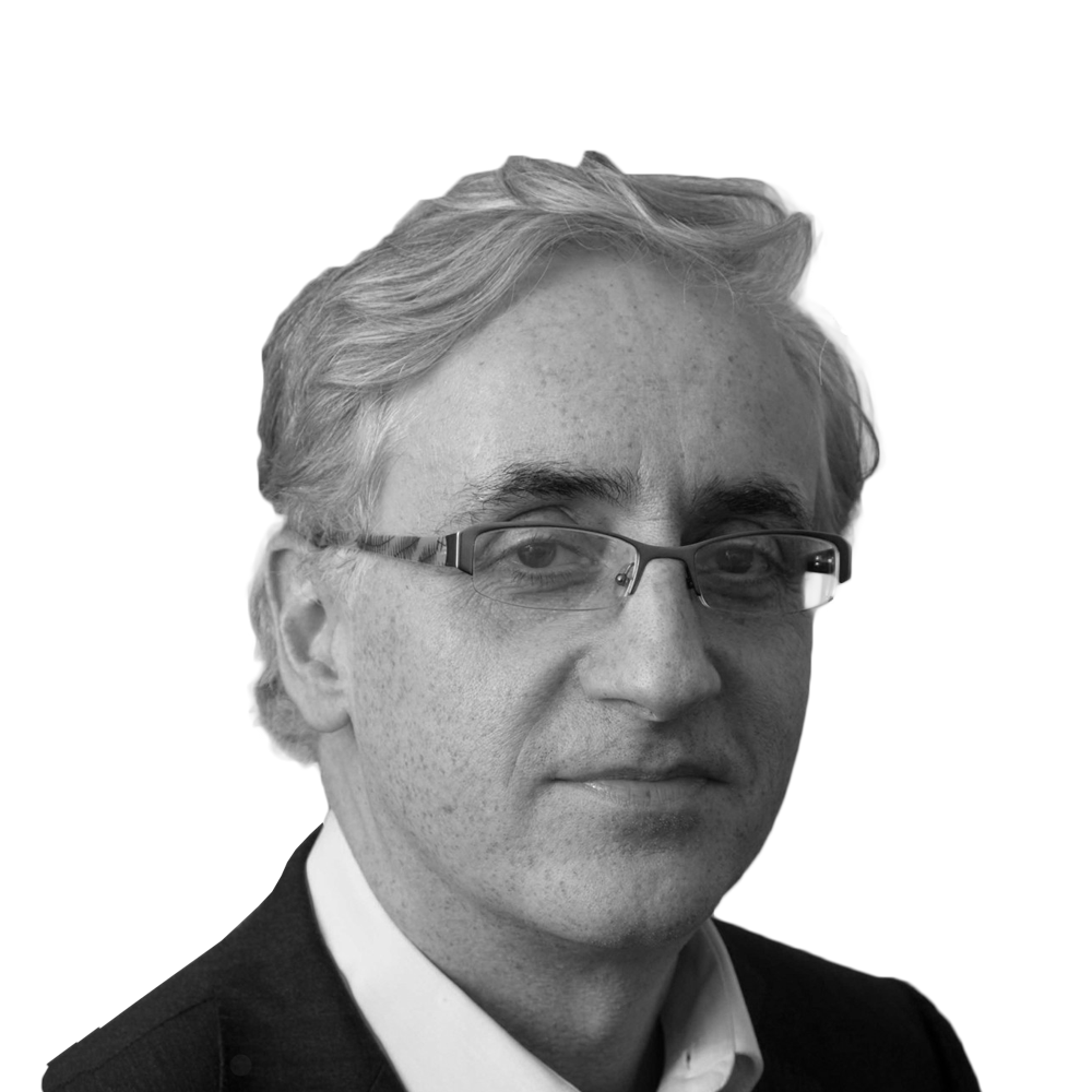 Иэйн Робертсон Synergy Art Forum