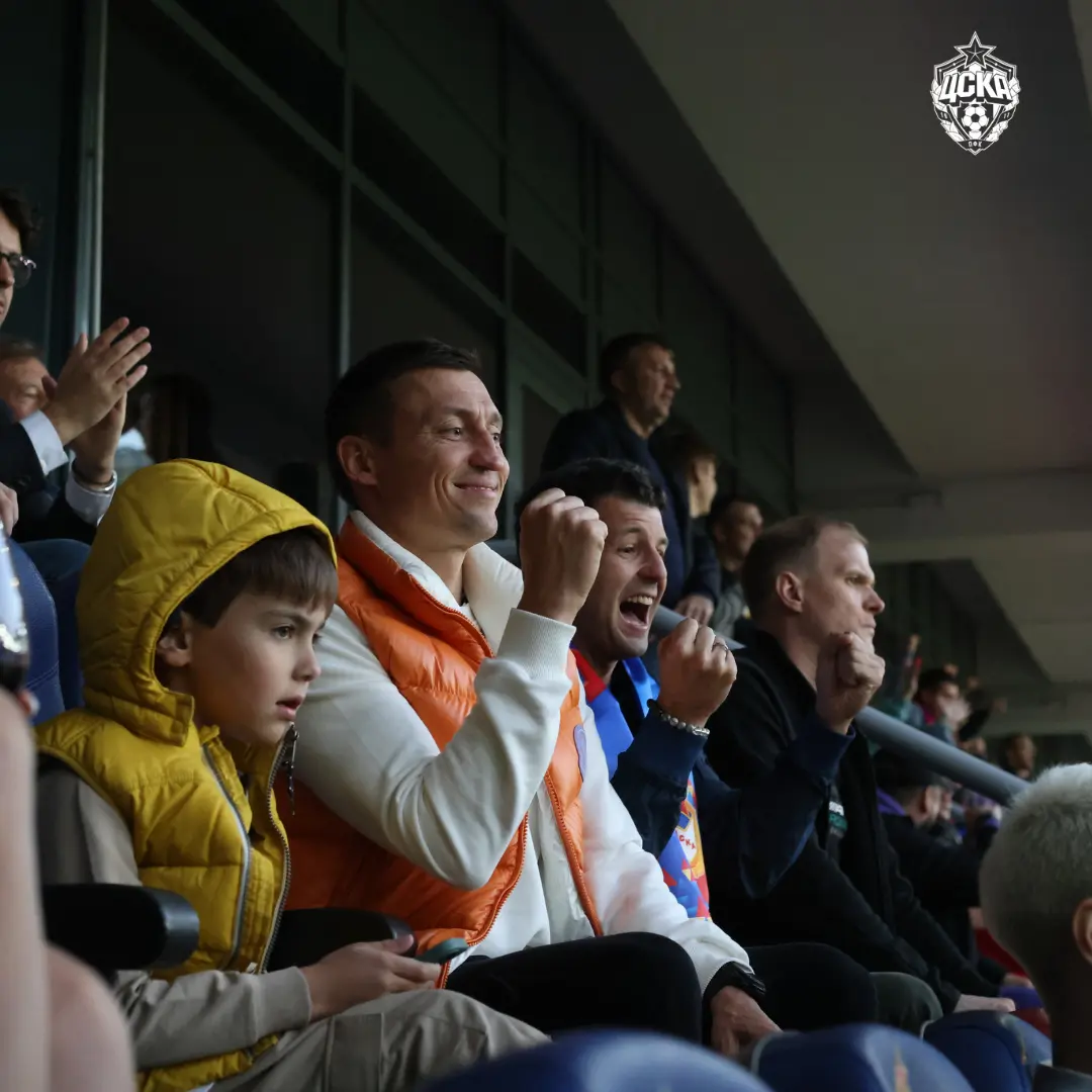Поход в VIP-ложу на матч ПФК ЦСКА и возможность пожать руку футболистам