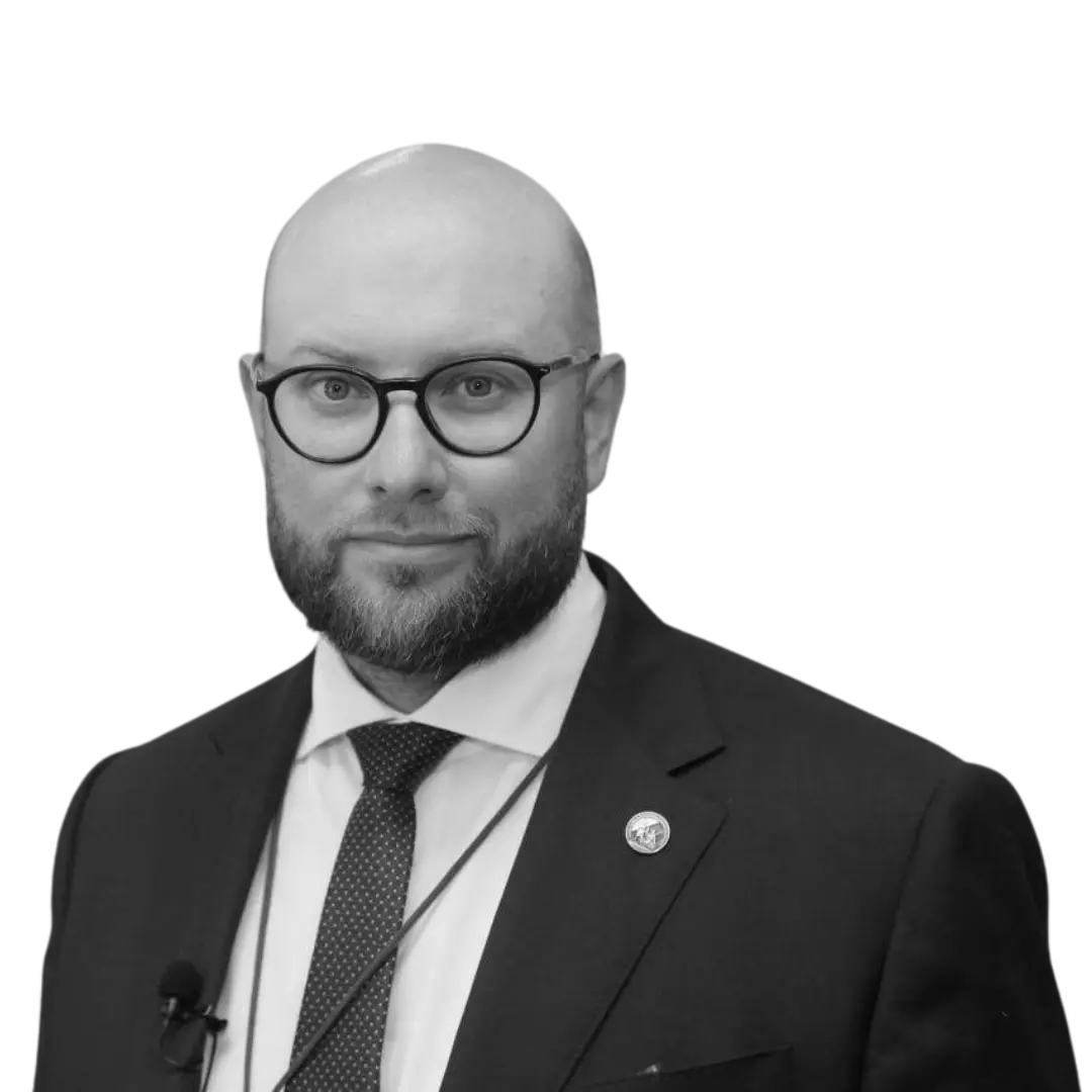 Вадим Ковалёв — российский общественный деятель, эксперт в области коммуникаций и ESG