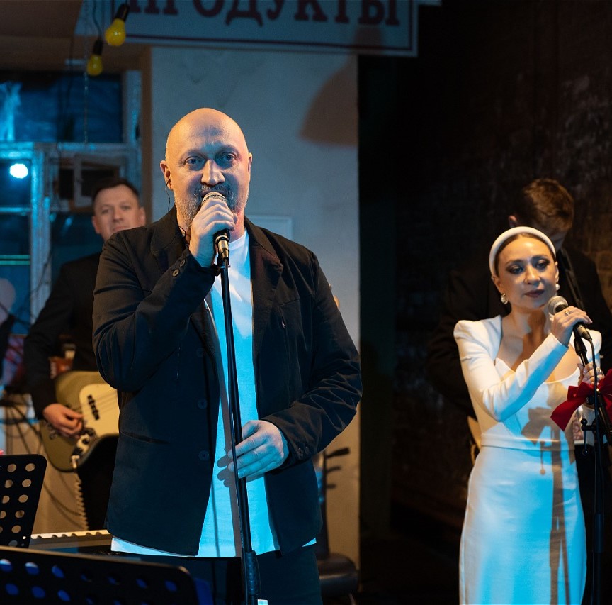 Квартирник Meet For Charity и Гоши Куценко — сертификат на получение худи с цитатой из саундтрека сериала «Скорая помощь»